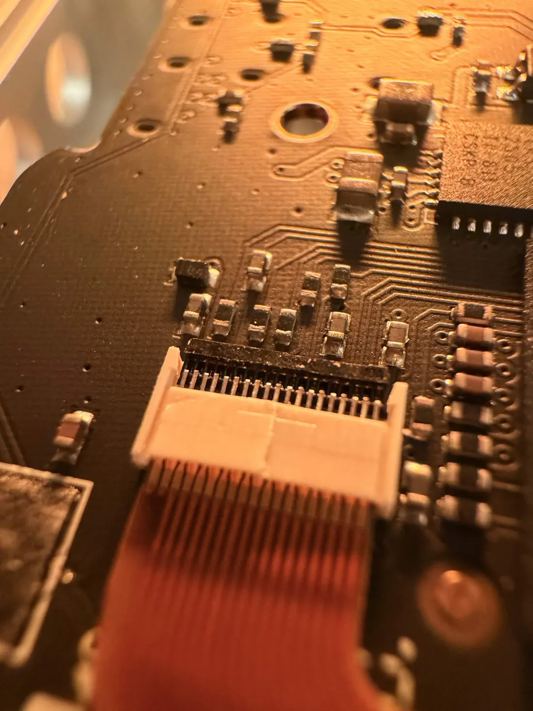 Macro of the SP-1 FPC flip-actuator connector